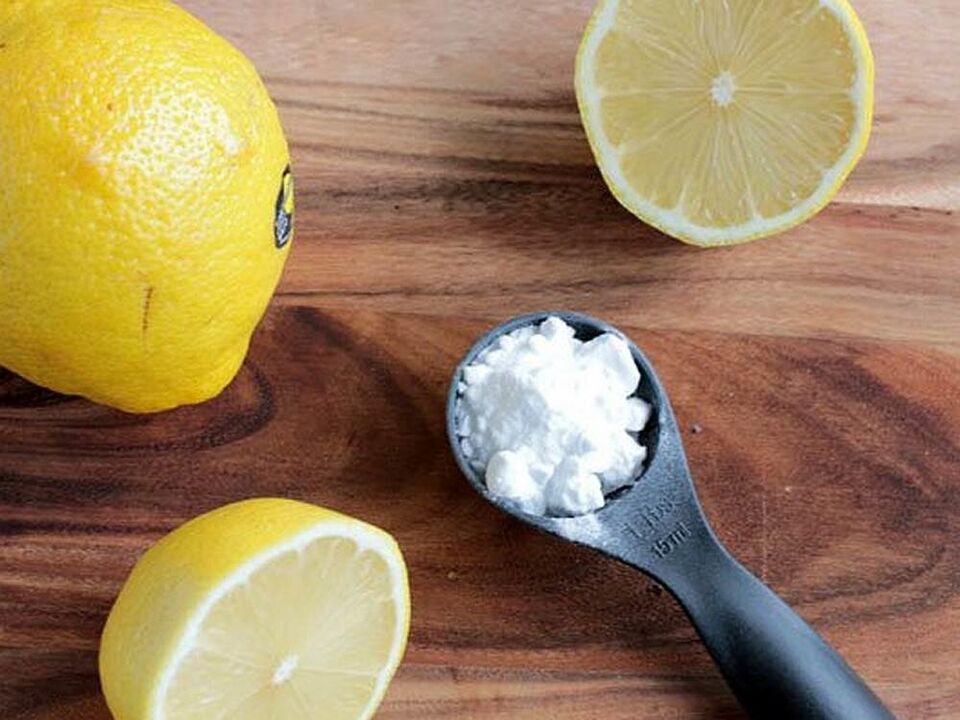 Lemon and soda for toenail fungus.